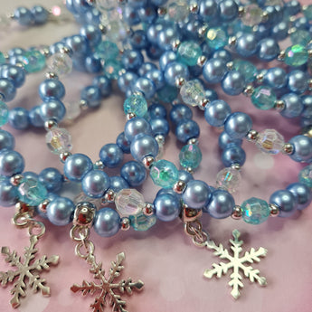 6 Snowflake charm bracelets frozen party bag fillers